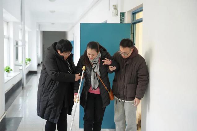 【理工正能量】愛崗敬業(yè)—趙麗霞院長甘于奉獻(xiàn)，帶傷堅守