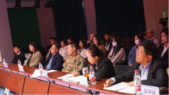 “中國(guó)夢(mèng)，強(qiáng)軍夢(mèng)”大學(xué)生愛(ài)我國(guó)防主題演講比賽活動(dòng)圓滿落幕