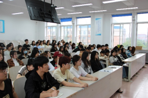 矢志向?qū)W 勵(lì)志篤行|遼寧理工學(xué)院大學(xué)英語(yǔ)四、六級(jí)能力提升系列講座圓滿(mǎn)舉行