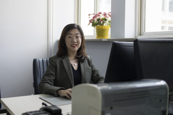 師之典范|以敬畏之心踐行教育使命 用創(chuàng)新實(shí)踐點(diǎn)亮育人星空——記遼寧省教學(xué)名師遼寧理工學(xué)院戴璐教授