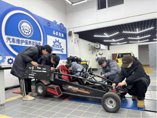 就業(yè)逆勢上揚！遼寧理工學院汽車服務工程專業(yè)解鎖人才培養(yǎng) “硬核密碼”
